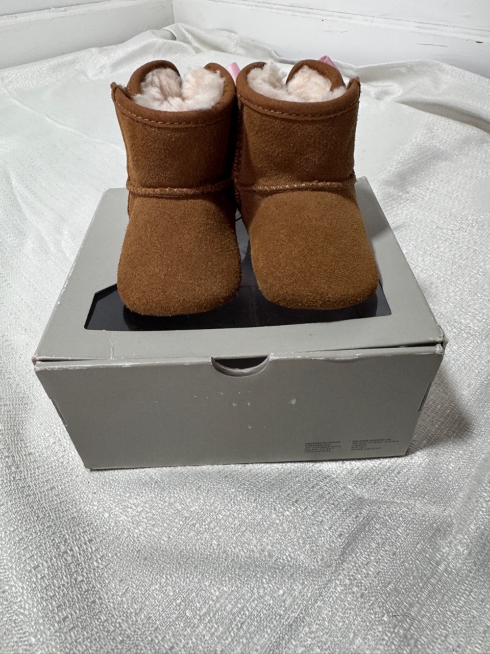 UGG Jesse Bow Infant Boots Chelsea Pink Ribbon Suede Baby Booties Size 0/1 NIB